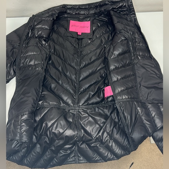 Betsy Johnson matte black puffer jacket with lace trim L - Picture 5 of 13